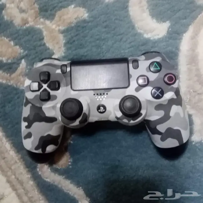 يد سوني 4 اصلي شبه جديده 0