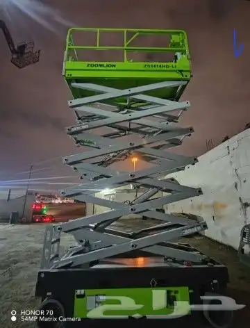 تاجير رفعات شوكيه كرنات سطحات ترلات سيزر لفت 0