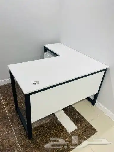 تصنيع مكاتب مودرن ابيض واسود 5
