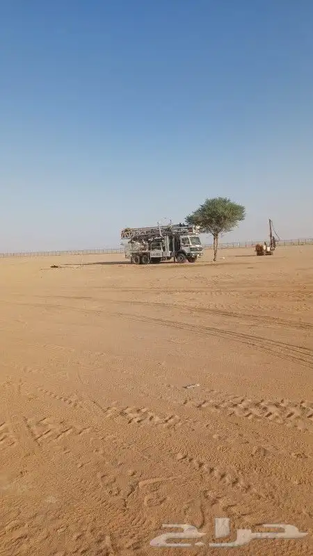 حفار ابار ارتوازية 2