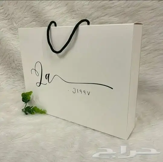 طباعة بوكسات عبايات وأكياس وستكرات ليبل ورق تغليف شرايط 2