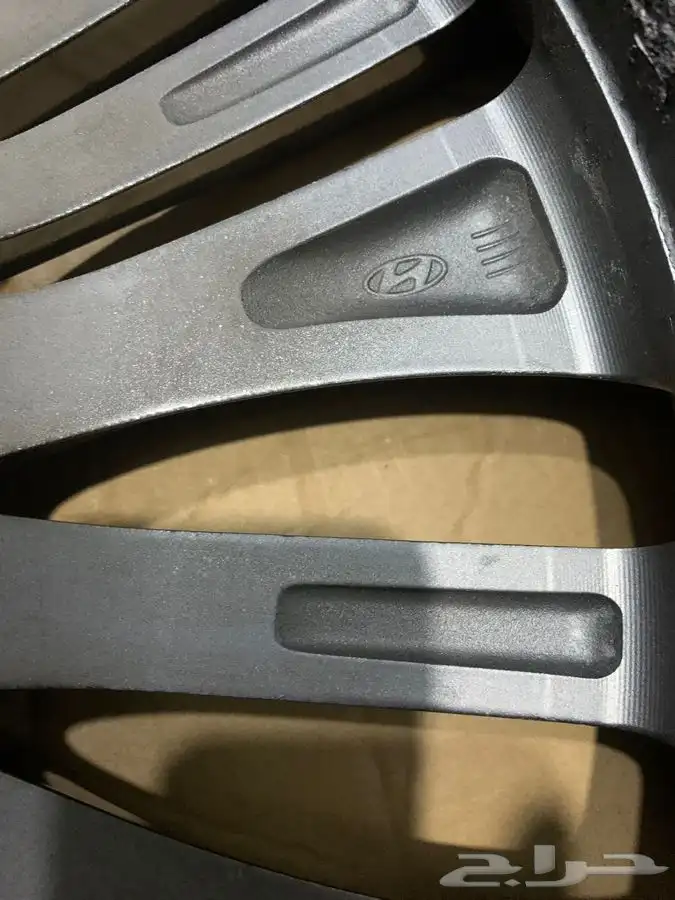 جنوط ازيرا 2016 مقاس 19 اصلي وكالة 2