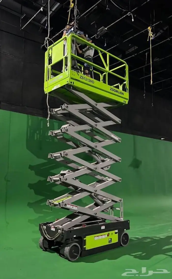سيزر لفت مان لفت رافعات كهربائية للإيجار 0