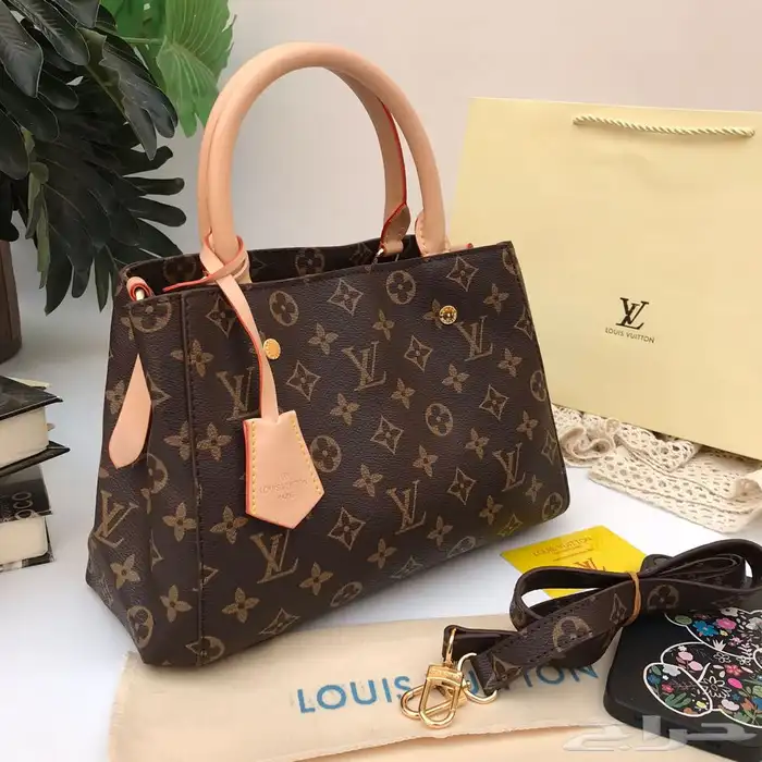 شنط   تقليد ماركه درجه اولى 6