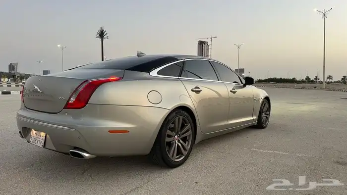 بدل للبيع جاكور xjl مخزن 6