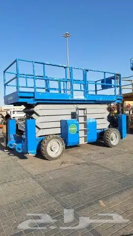 تأجير معدات ثقيله. رافعات كهربائيه. رافعات شوكية 1