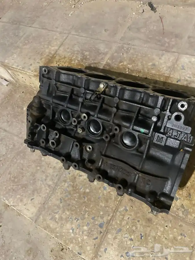 سلندر ماكينه اسيزو اربع  سلندر عادي نضيف 4