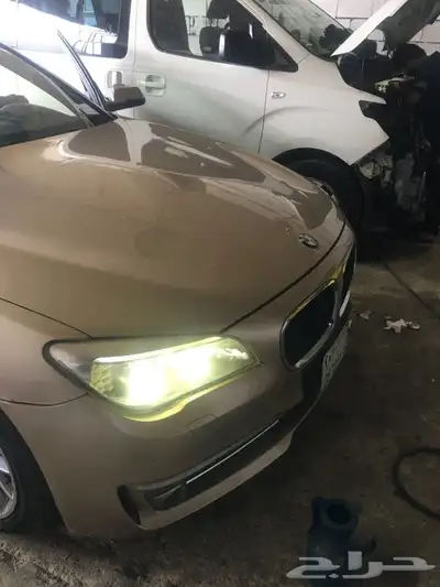 اصلاح ستارة الباب الخلفي بي ام دبليو B M W 2014 0