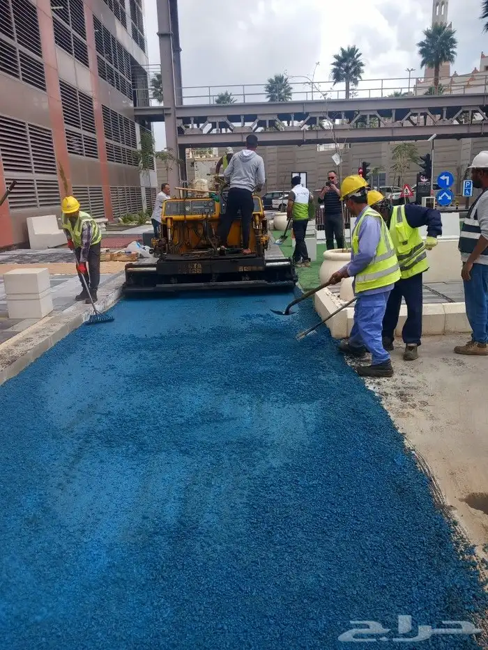 أعمال أسفلت طرق فرعيه محطات صغيره رصاصه كاويه للايجار 1