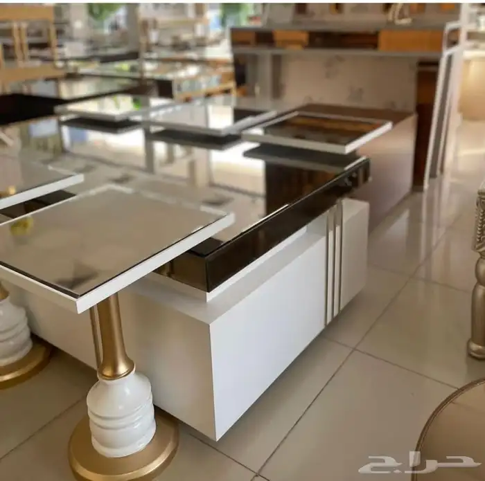 اثات طاولات مجالس طعام ابواب غرف نوم ديكوررات 33