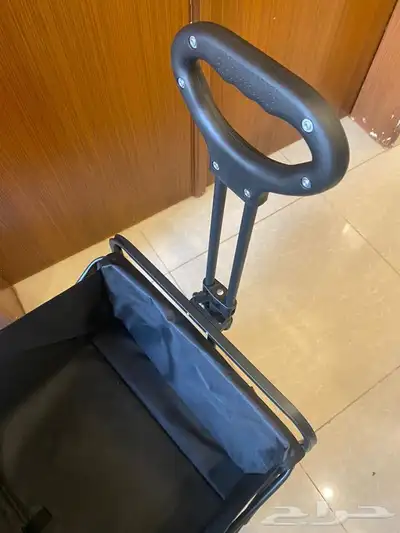 عربه لحمل الامتعه مناسبه للرحلات والنزهات سهل التخزين 0
