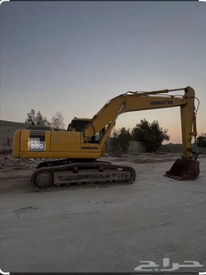 بوكلين للإيجار بالساعه في خميس مشيط وابها كوماتسو 0