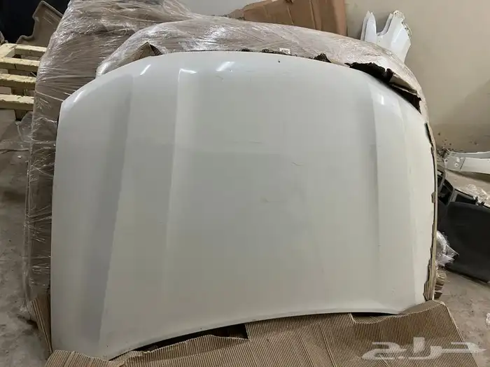 قطع بدي رفارف كبوت لاند كروزر و برادو و اوريون 0