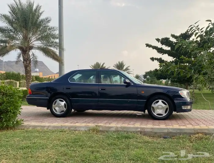 لكزس LS 400 ( مباع ) 8