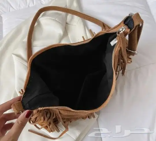 شنط وبوتات نسائيه 32