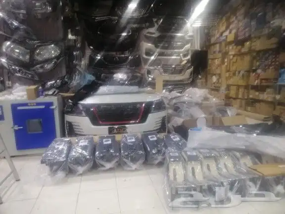 عدسات زنون انوار ليدات شاشات تنجيد السيارات مثبت سرعه اكسورا 3