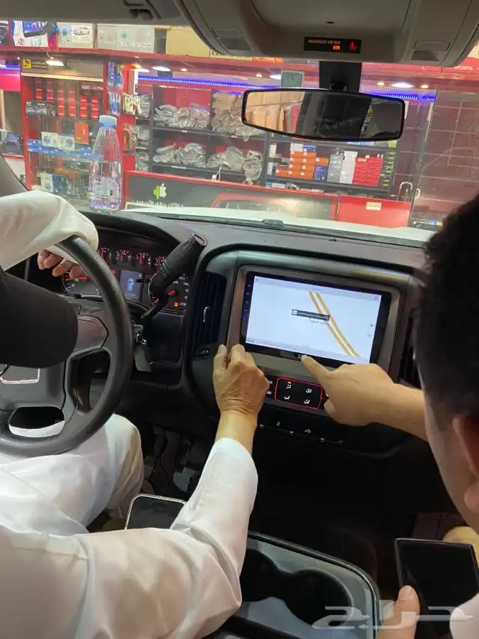 شاشات سيارات 1