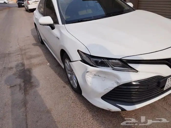 عدسات زنون انوار ليدات شاشات تنجيد السيارات مثبت سرعه اكسورا 12