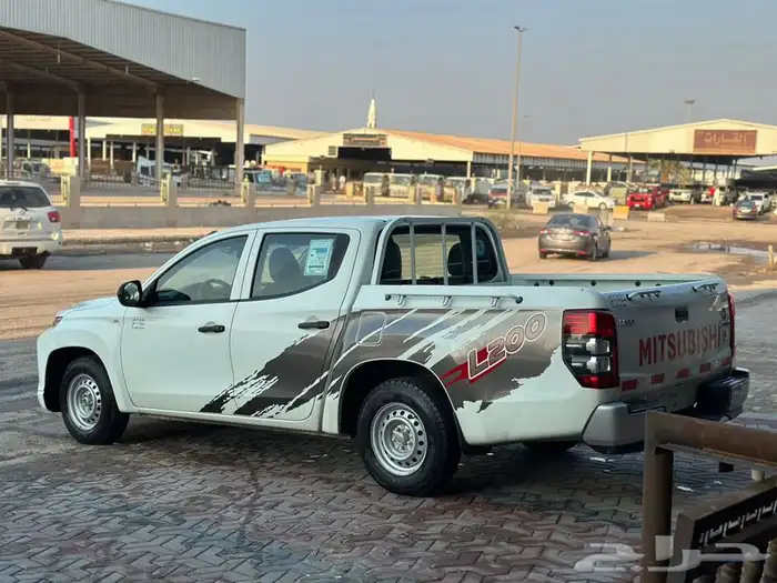 ميتسوبيشي L200 غمارتين بنزين بدون دبل 1