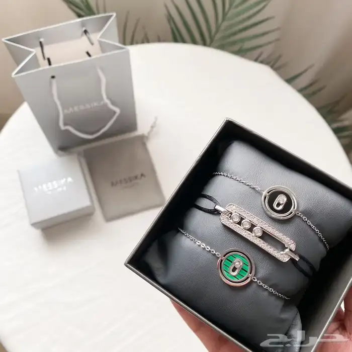 ماركات اساوركارتيرقوتشي لويس فيتون ملحقات الماركة هديه 150 58