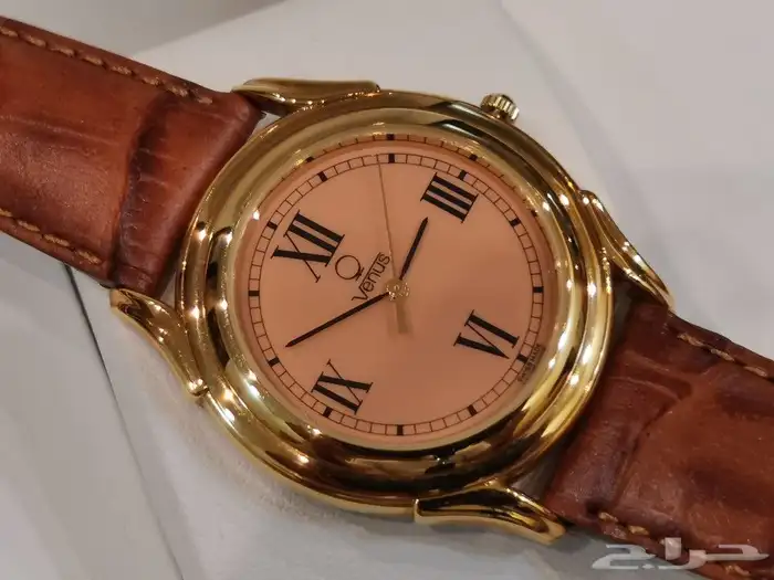 ساعة فينوس السويسرية سالمون 9