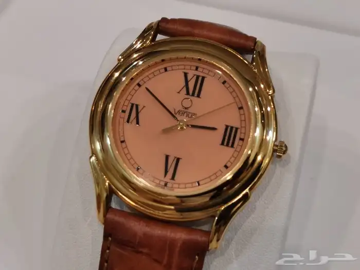 ساعة فينوس السويسرية سالمون 8