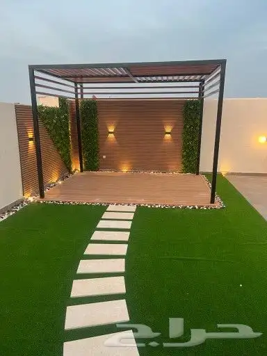 عشب ارضى وعشب جدارى بسعر الجملة 0