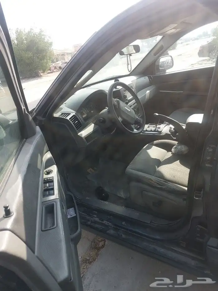 جراند شروكي 2007 تشليح قطع غيار 2