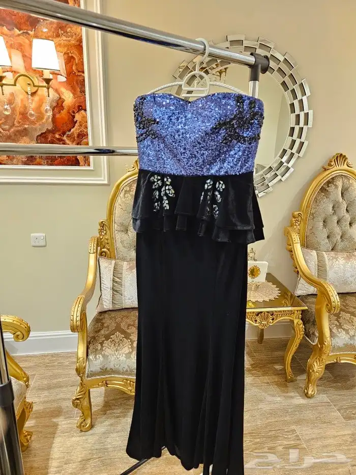 فساتين جديده للبيع القطعه 100 تصفيه 0