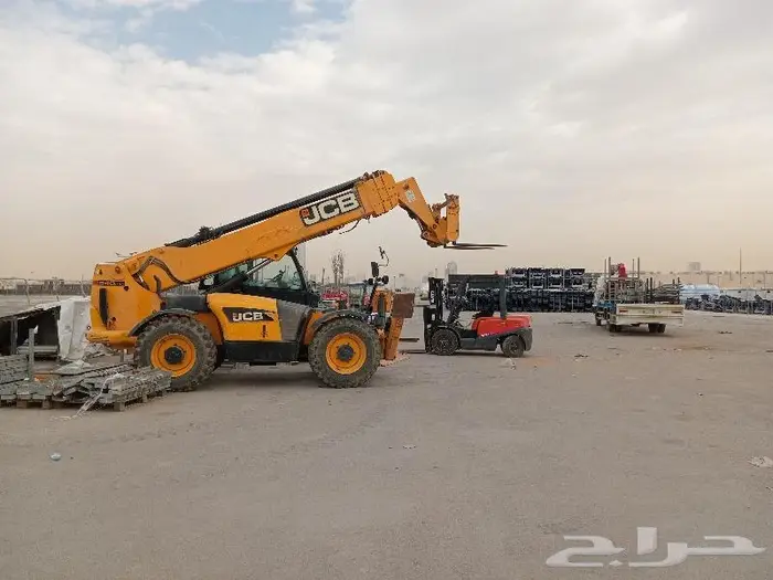 رافعة شوكية فوركلفت للايجار والمشاوير Forklift for rent 10
