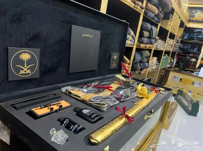 هدية تخرج ملازم درع سيف بشت دروع جنبية عود ترقية 1