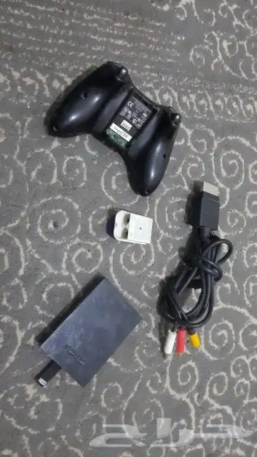 سلك ألوان و علبة هاردسك فاضية 0