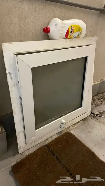 شباك المونيوم مقاس 60x70 قلاب 0