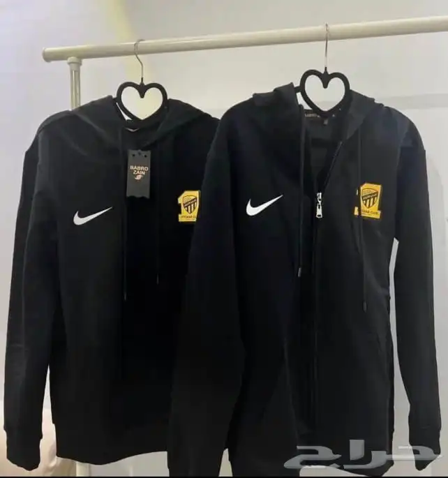 تيشيرتات وشورتات اطقم او منفصله حسب الطلب 33