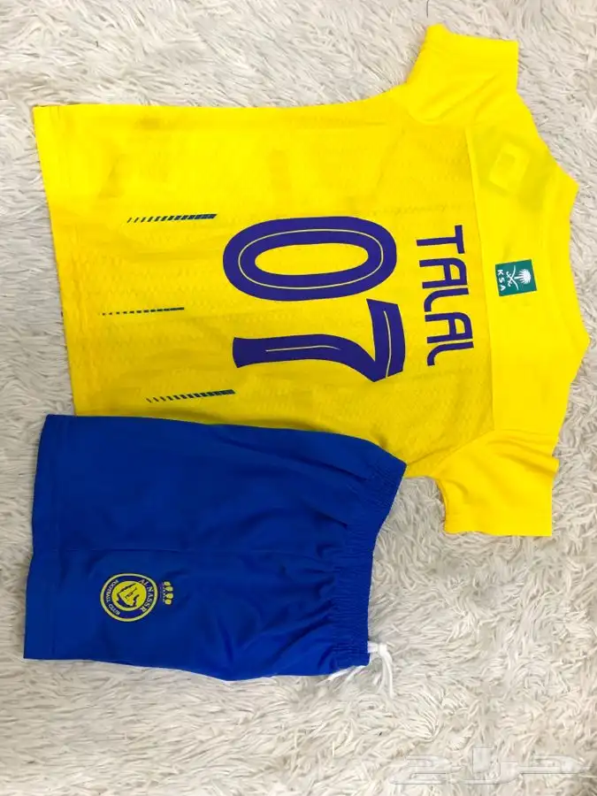 بلوفرات الهلال - جاكيتات الهلال - بلوفر الهلال 4