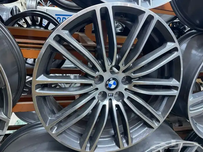 جنوط مرسيدس بانوراما يخت بي ام 32