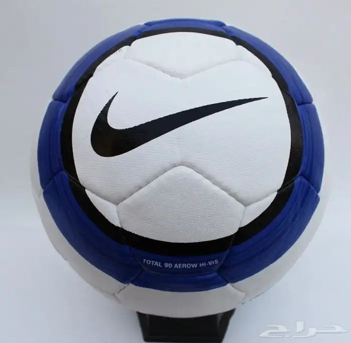 كرة قدم وجزم اديداس نايك NIKE 90 كلاسيك كاس العالم والدوري 17