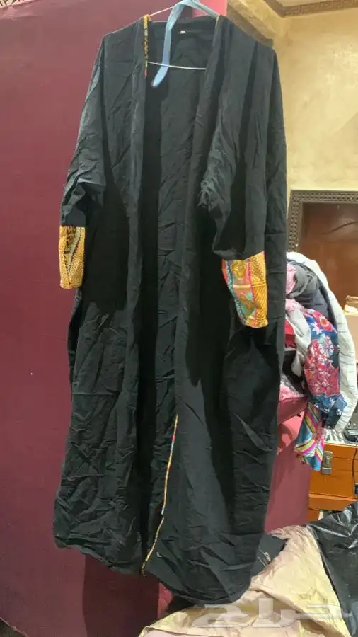 عبايات مستعملة درجة ممتازة جدا 63