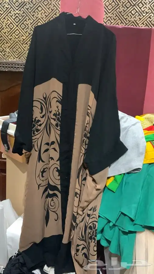 عبايات مستعملة درجة ممتازة جدا 7