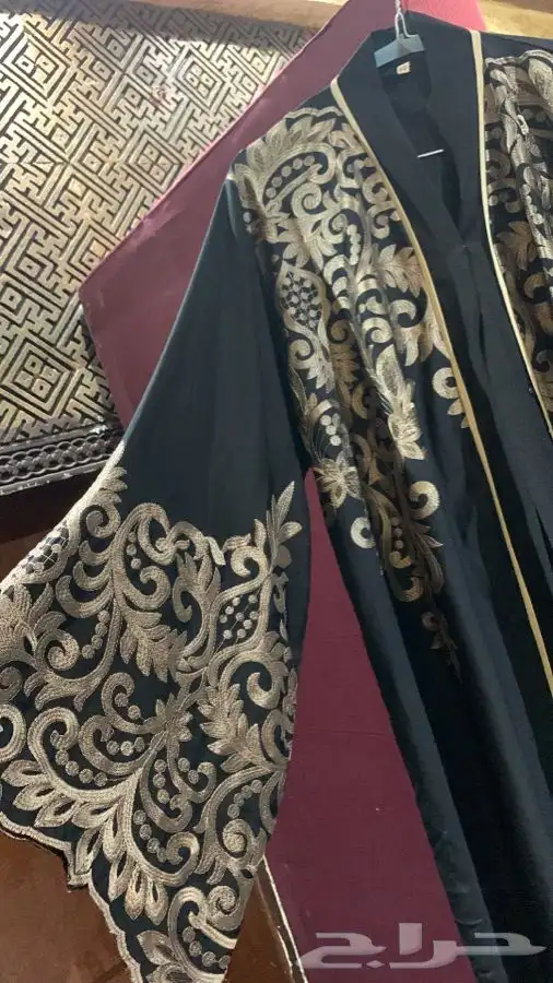 عبايات مستعملة درجة ممتازة جدا 50