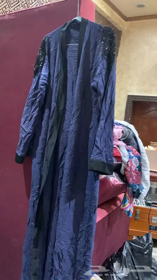 عبايات مستعملة درجة ممتازة جدا 59