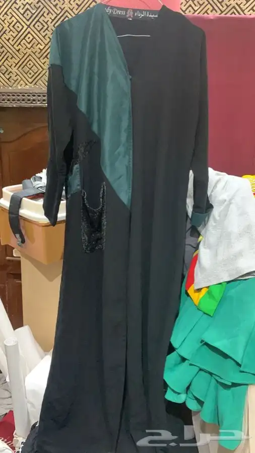 عبايات مستعملة درجة ممتازة جدا 18