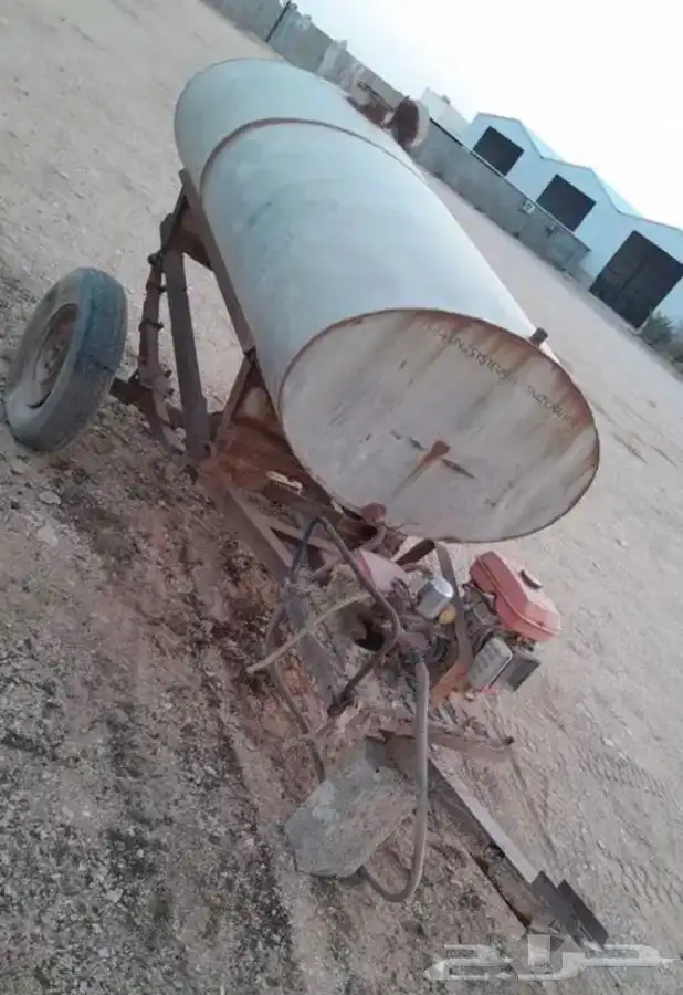للبيع قاطره وسماده واغراض زراعيه 2