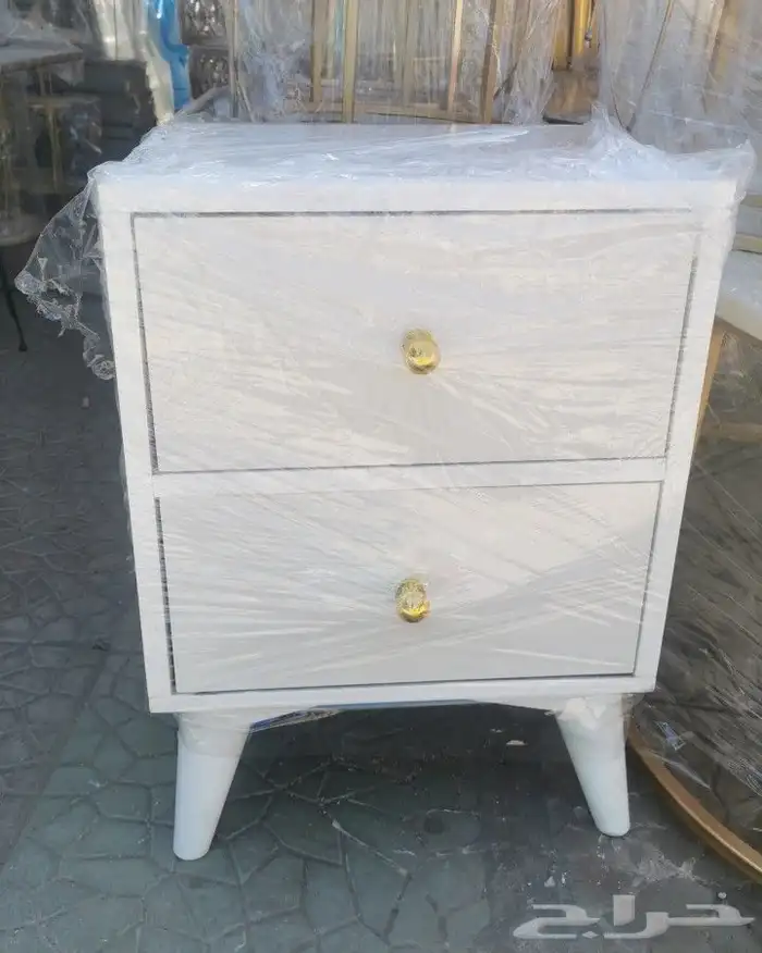 علاقه ملابس حديد 43