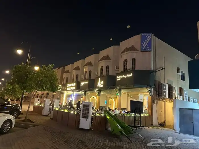 لوحة محل لوحة فود ترك بنر دعاية طباعة اكواب استيكر سيارات 15