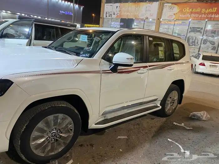 خط GXR لاندكروزر 2024 4
