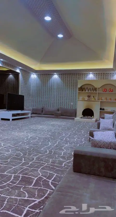استراحة مشجرة للإيجار اليومي في العماريه 5