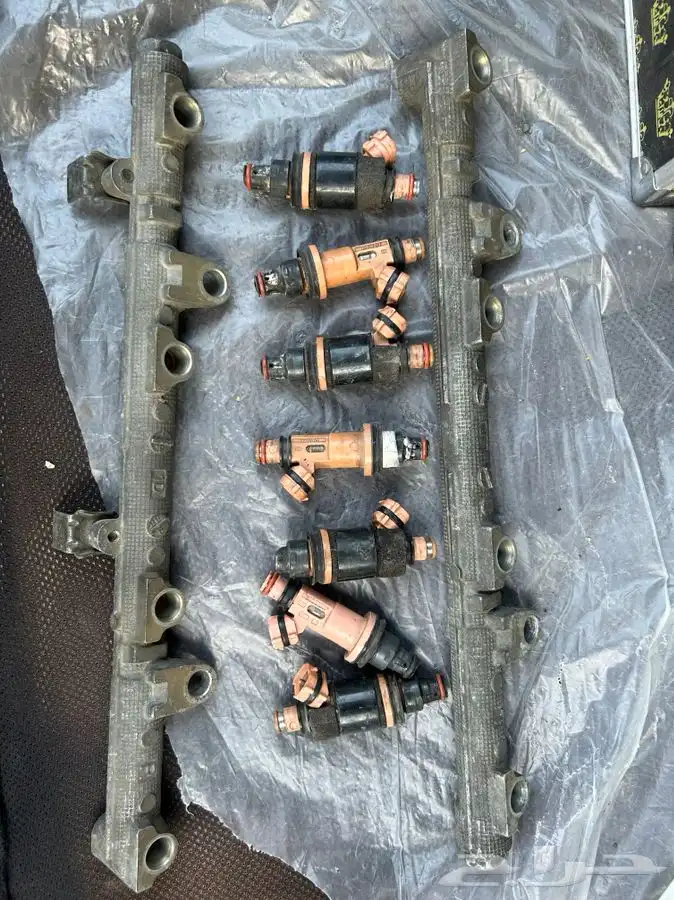 للبيع قطع لكزس 400 9