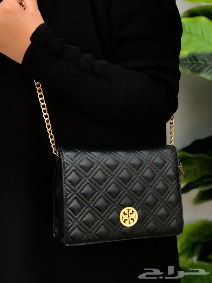 سكارفات 150 ريال وشنط درجه اولى 69