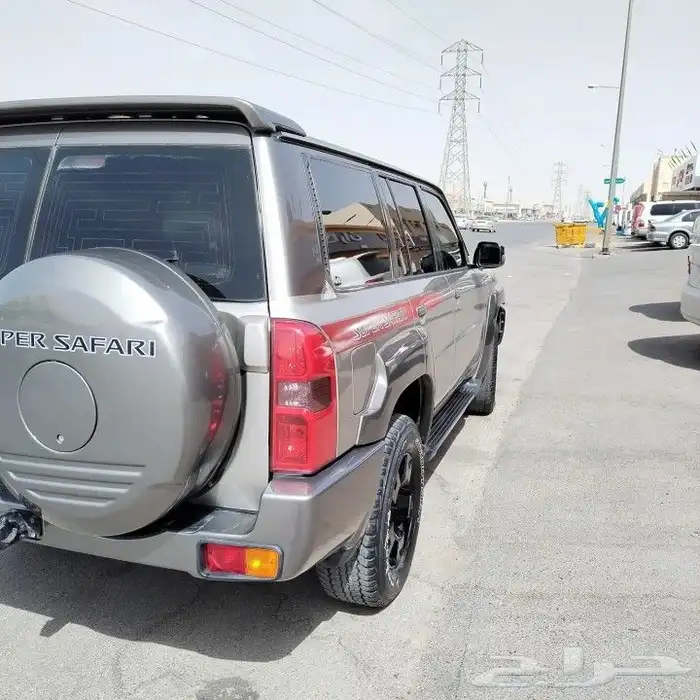 قطع باترول قطع نيسان سوبر سفاري صدام باترول غطاء اسبير جناح 0